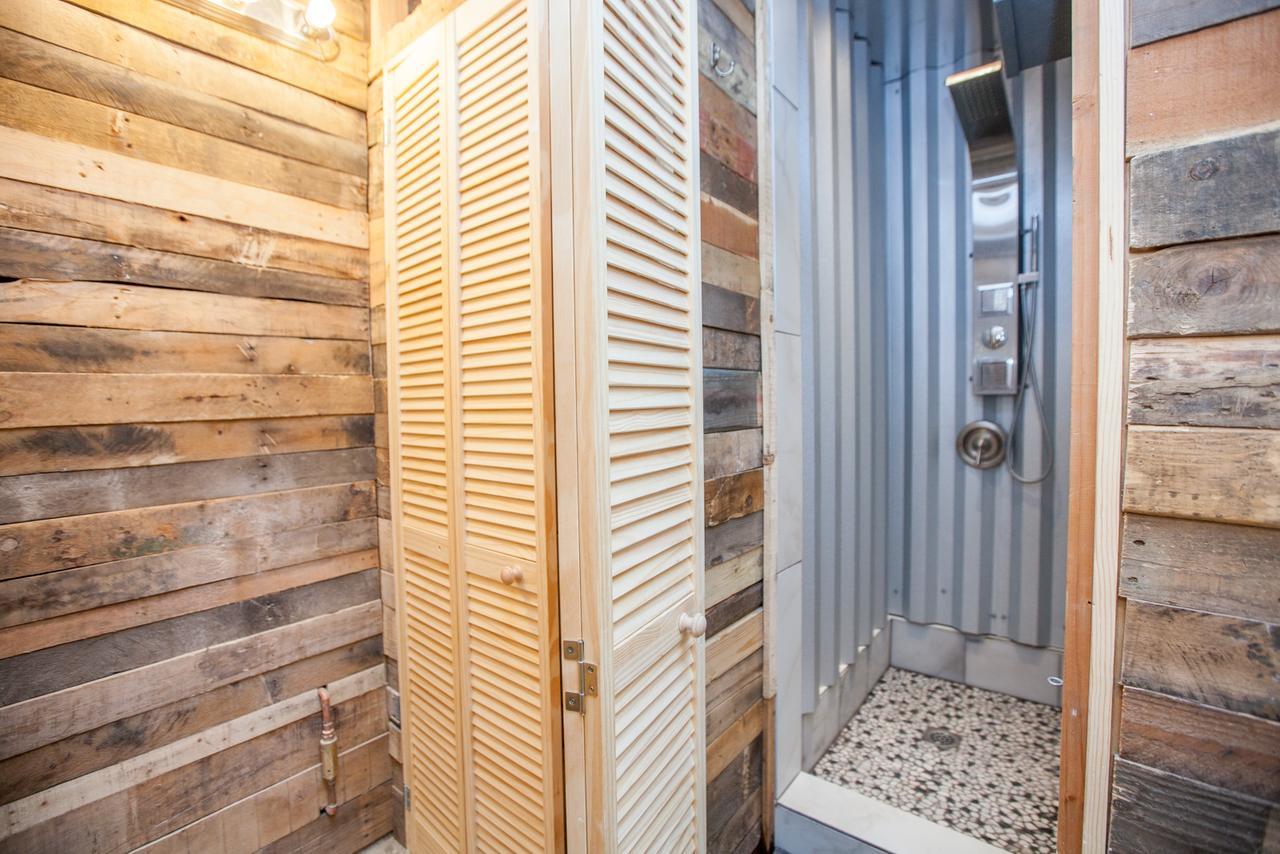 Hostal Podshare Dtla *