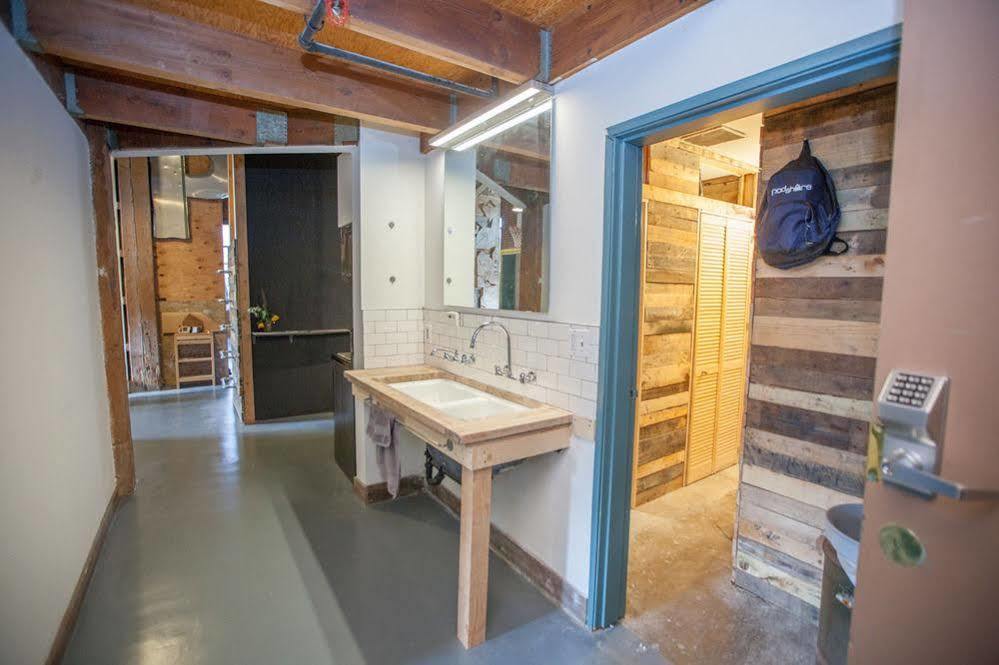 Hostal Podshare Dtla *